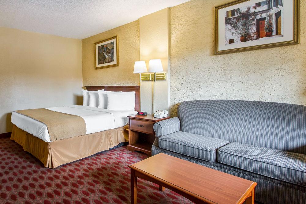 Quality Inn & Suites Goodyear - Phoenix West Exteriér fotografie