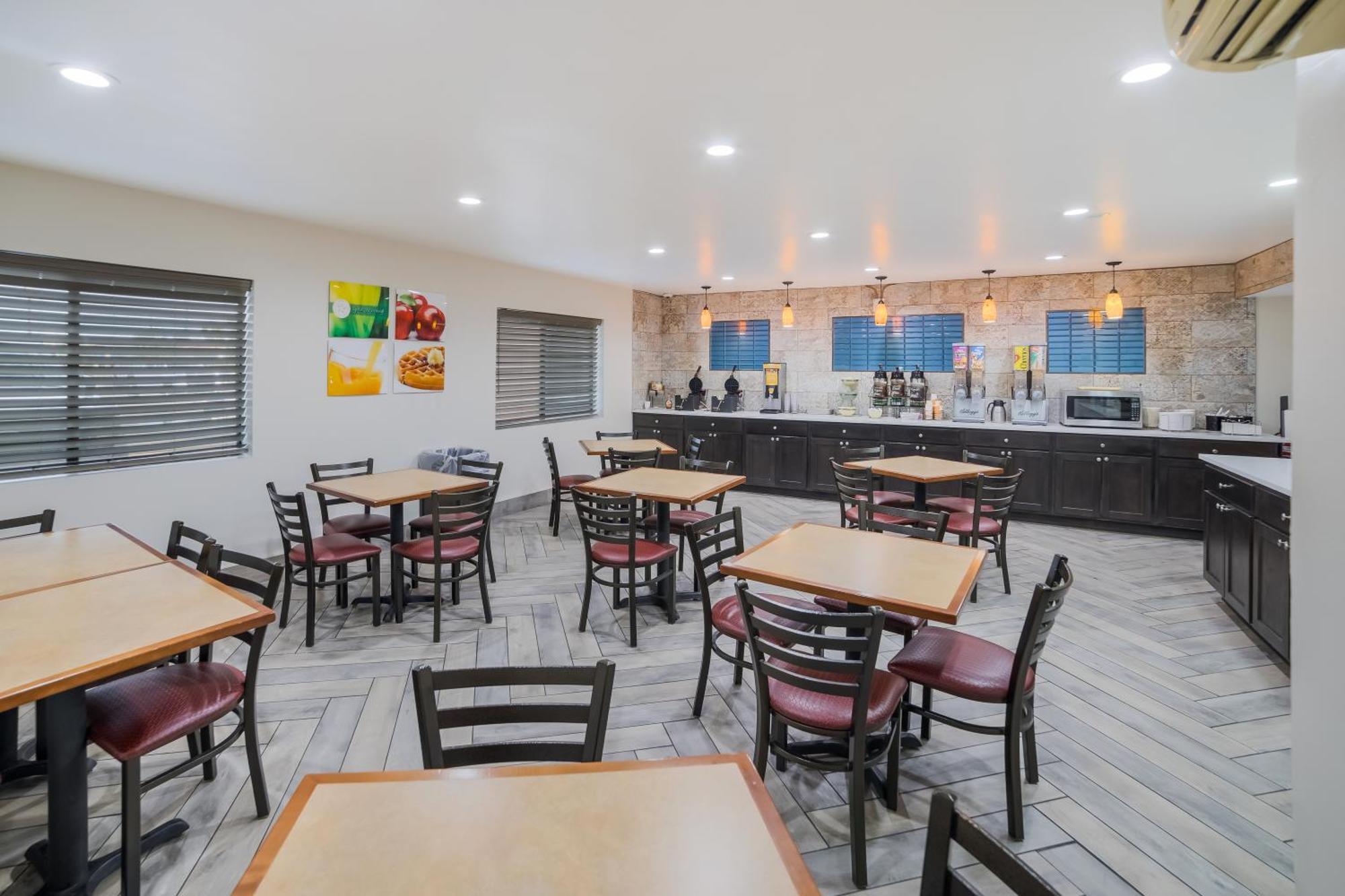 Quality Inn & Suites Goodyear - Phoenix West Exteriér fotografie