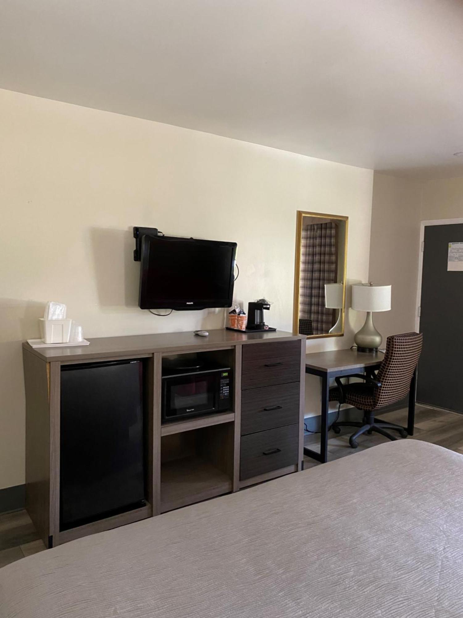Quality Inn & Suites Goodyear - Phoenix West Exteriér fotografie