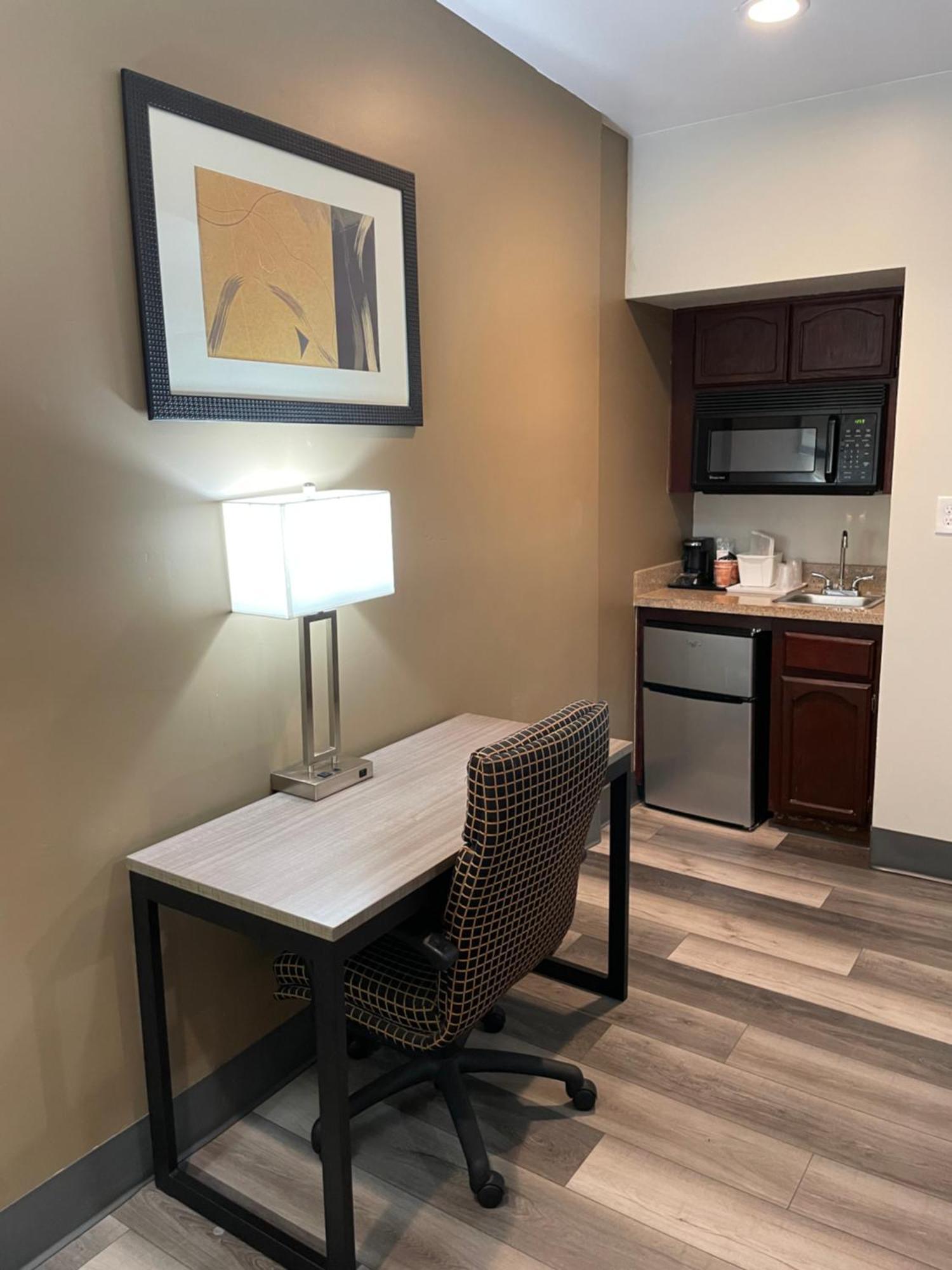 Quality Inn & Suites Goodyear - Phoenix West Exteriér fotografie