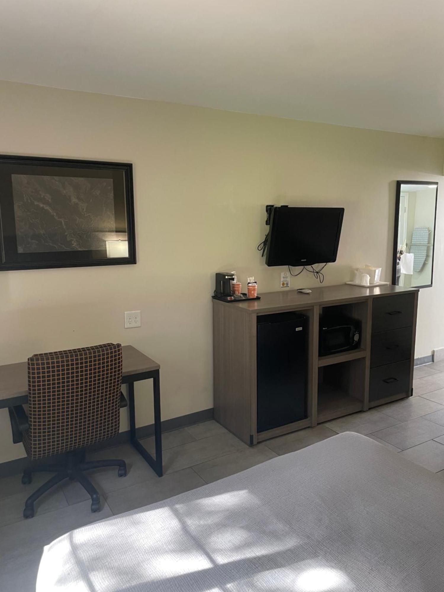 Quality Inn & Suites Goodyear - Phoenix West Exteriér fotografie