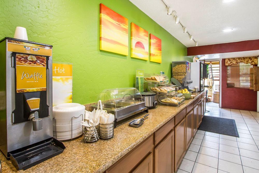 Quality Inn & Suites Goodyear - Phoenix West Exteriér fotografie